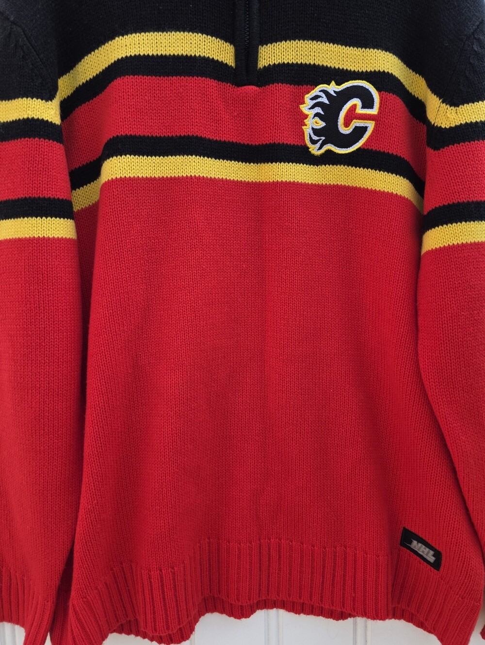 Vintage Calgary Flames NHL Hockey 1/4 Zip Knit Sweater Mens XL - Picture 3 of 10